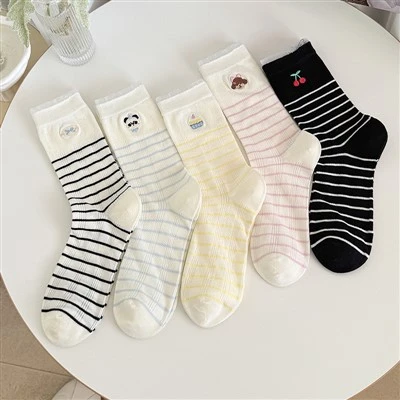Mid-length Socks For Women