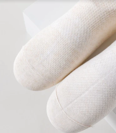 Solid White Low Cut Boat Socks